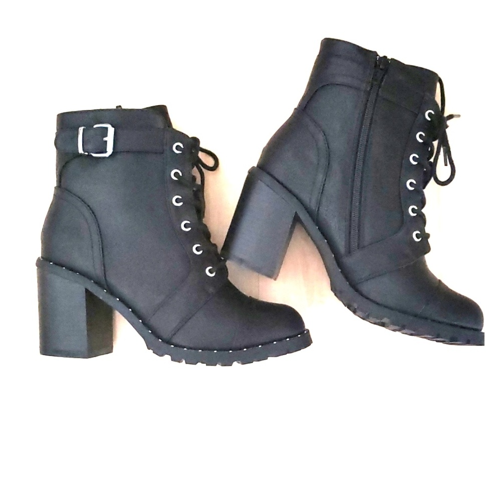 Women's boots